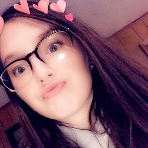 Meet your Posher, Jasmine